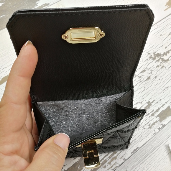 Michael Kors Wallet 'VIVIANNE" - Picture 3 of 8